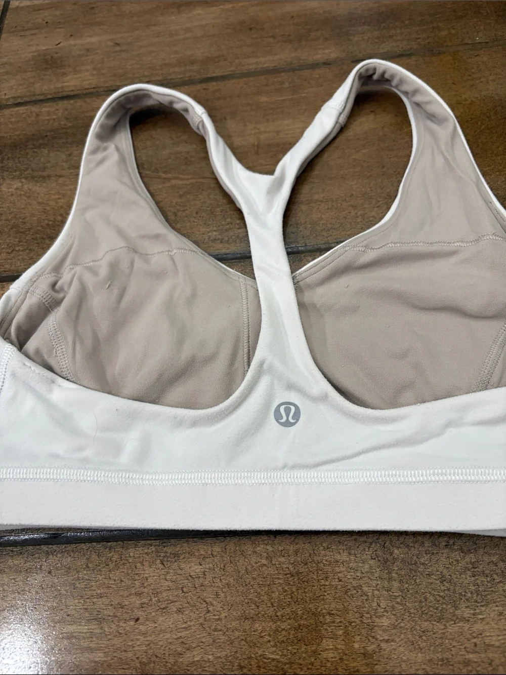 Lululemon Racerback sports Bra white size 8
